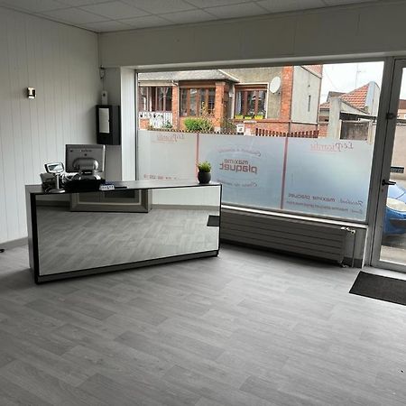 Hotel Restaurant Le Picardie Chauny Exterior photo